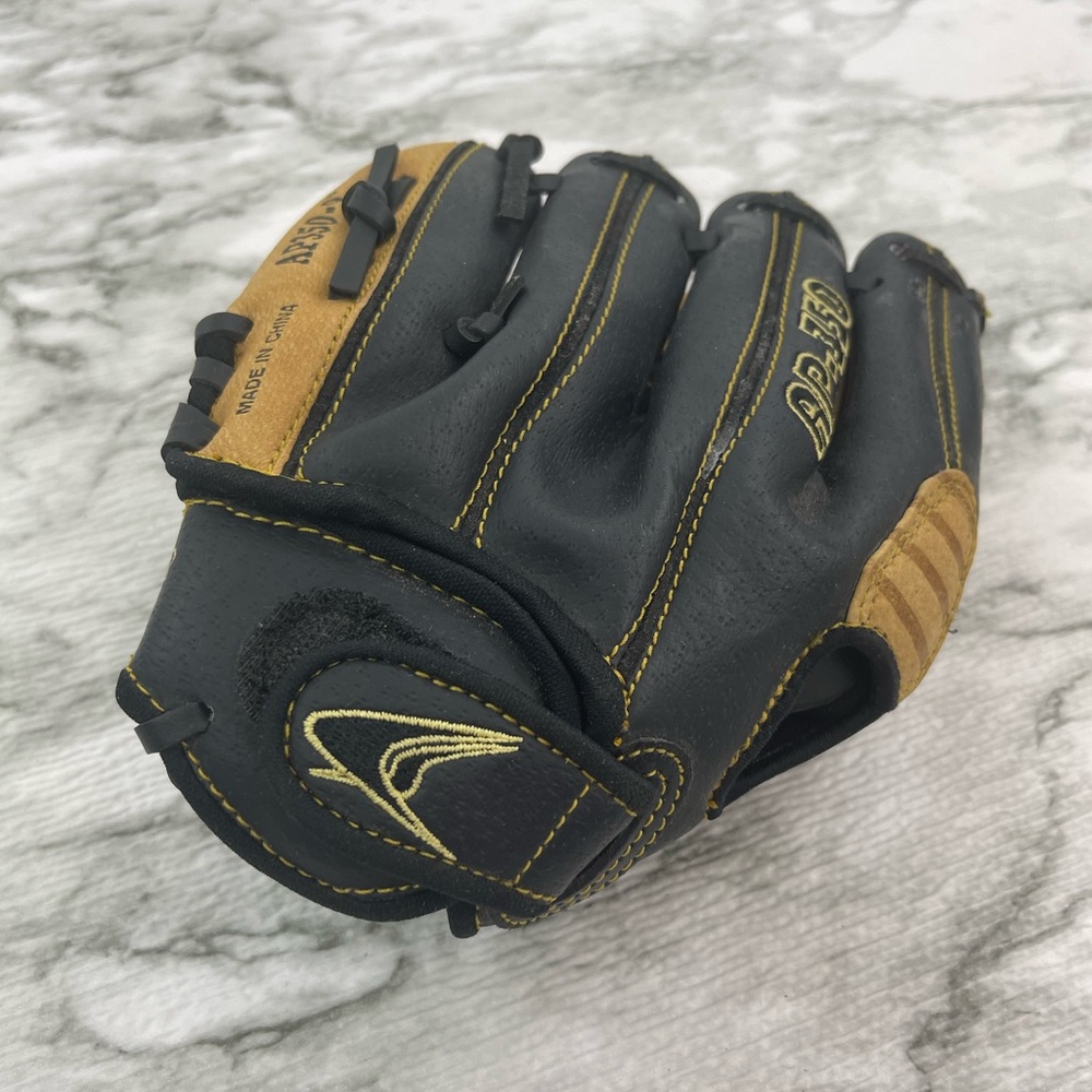 Champro Advanced Performance Leather Baseball Mitt - Picture 8 of 8